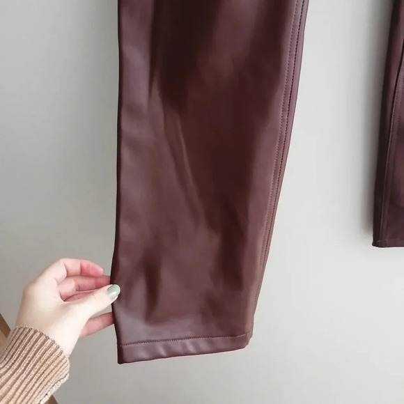 Abercrombie 90s Straight Ultra High Rise Faux Leather Pants Oxblood Red 25 0 - Picture 8 of 14